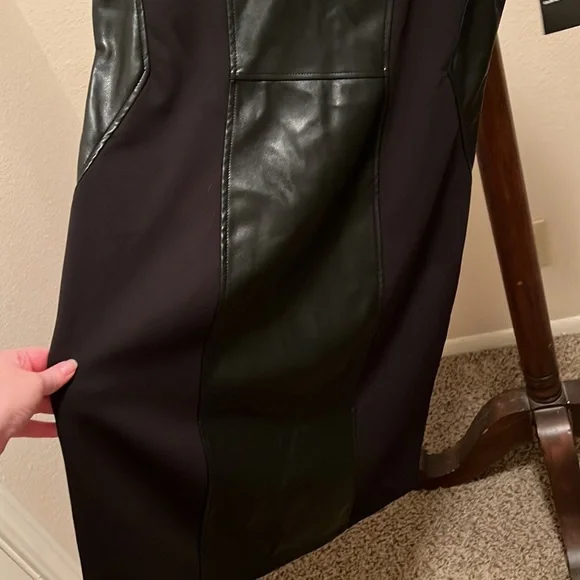 16 BLACK FAUX LEATHER ADDISON DRESS NWT - Picture 6 of 10